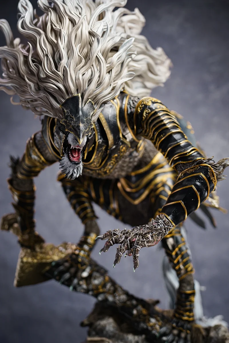 Elden Ring - 黒剣のマリケス 1/4 スタチュー Ashes Studio Elden Ring - 黒剣のマリケス 1/4 スタチュー Ashes Studio
